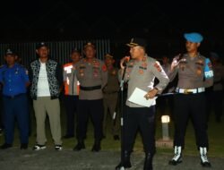 Kapolres Tulang Bawang Barat Pimpin Langsung Apel Pengamanan Malam Takbir Idul Adha 1446 H / 2025